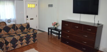 Cozy / Comfy House – Well Equipped